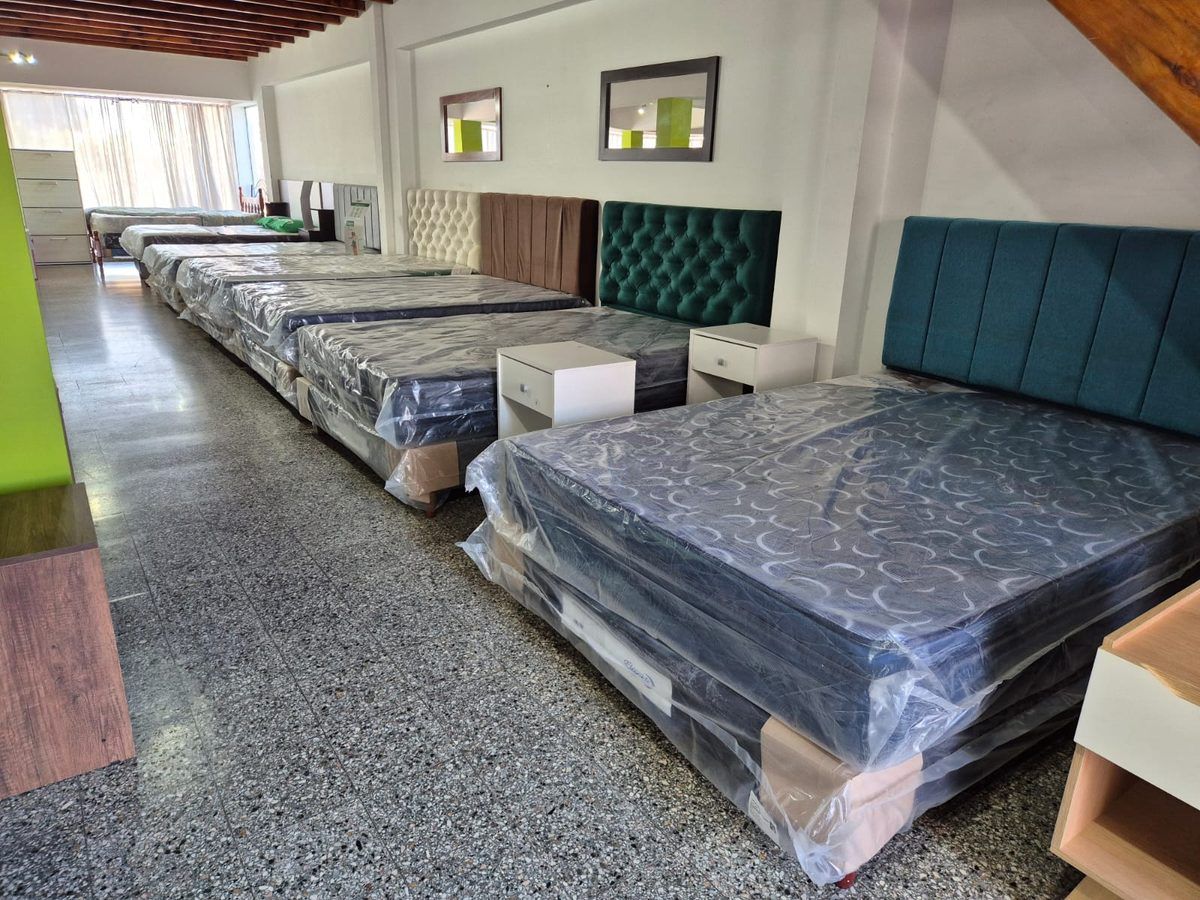 Sector de colchones y camas en Alumine Muebles